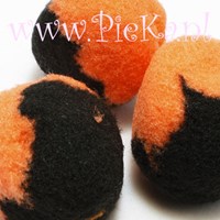 Pompons Oranje-Zwart 40 mm